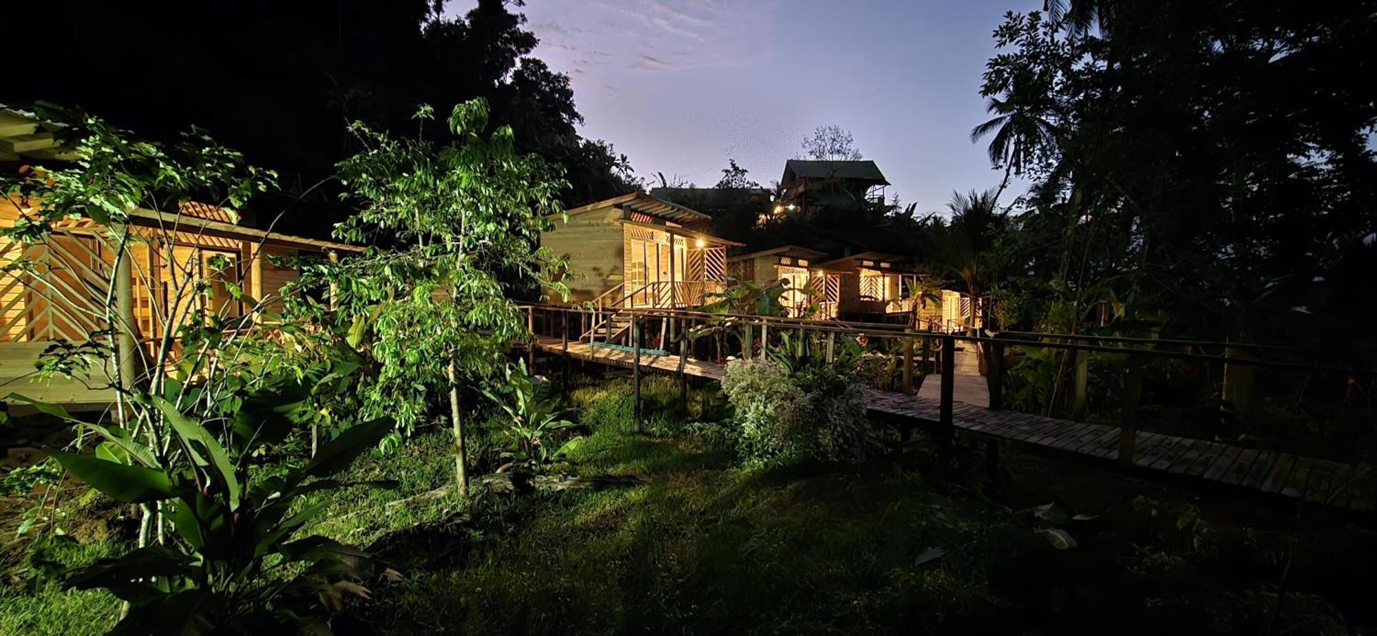 Pacific Nuqui Lodge Екстериор снимка